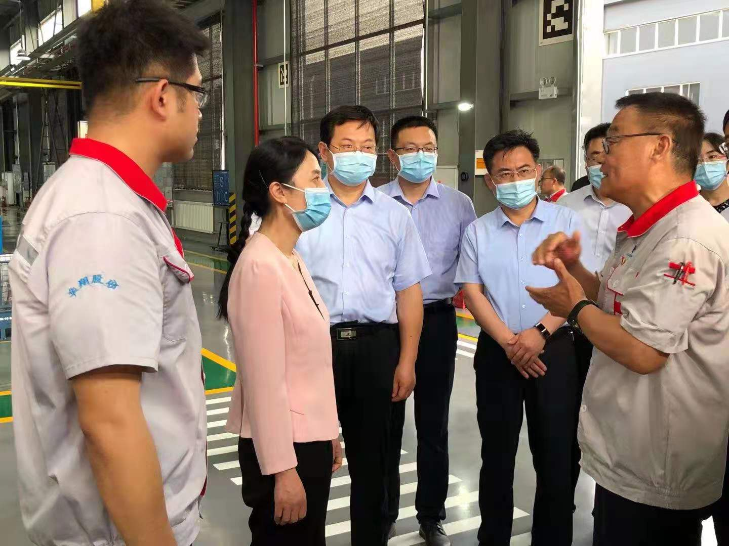 省委常委、組織部部長(zhǎng)陳安麗蒞臨我司調(diào)研企業(yè)黨建及運(yùn)行情況